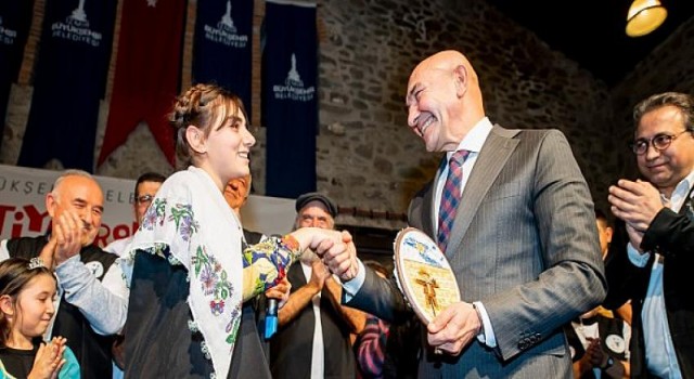 Soyer: ”Türkiye’nin köy tiyatrolarını İzmir’de buluşturmak istiyoruz”