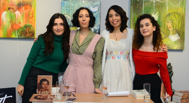 Vildan Tekin ve Müjgan Tekin’in kaleme aldığı Karadut Romanının Tanıtım Lansmanı ve İmza Etkinliği Büyük İlgi Gördü