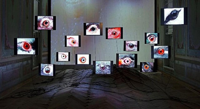 Küratörlüğünü Brigitte Pitarakis ve Selen Ansen’in Üstlendiği İsmi Lâzım Değil Sergisi Abdülmecid Efendi Köşkü’nde Ziyaretçilerle Buluşuyor