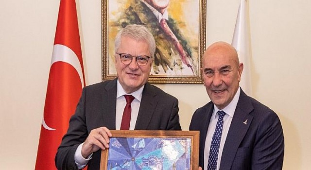 Başkan Tunç Soyer Linz Belediye Başkanı Luger’i ağırladı