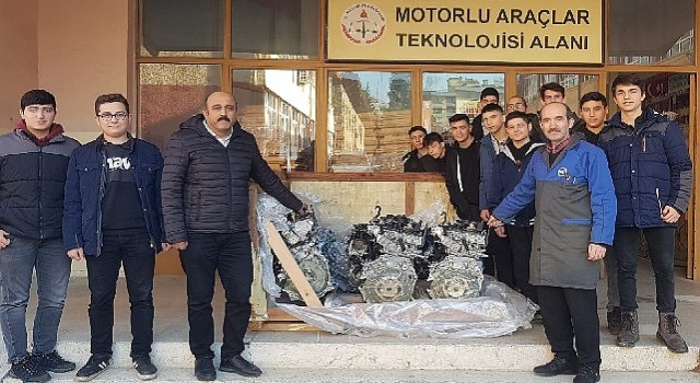 Mesleki Eğitime Toyota Otomotiv Sanayi Türkiye&#39;den Hibe Desteği
