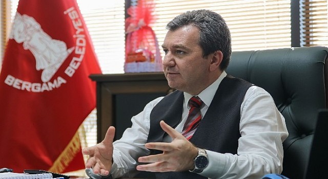 Başkan Koştu, “Bergama'yı 10 yıl hizmetsizliğe mahkûm edenler Kamyon ve Tır Garajı üzerinden siyaset yapıyor”