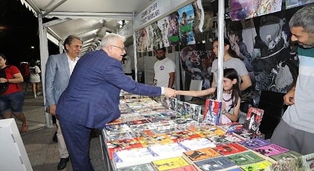 4: Burhaniye kitap fuarı açıldı