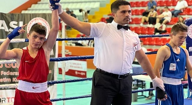 Canikli Sporcular Madalyalara Doymuyor