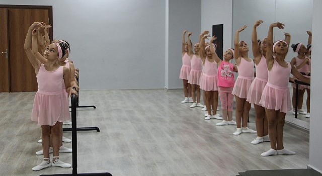 Saray Belediyesinden ücretsiz bale atölyesi