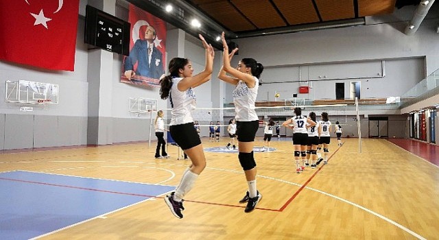 Konakın spor kurslarına yoğun ilgi