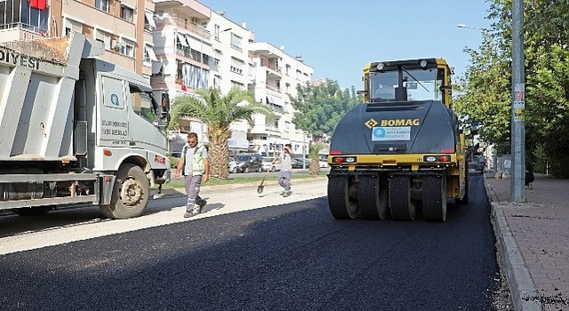 Antalya Büyükşehir yolları yenilemeye devam ediyor