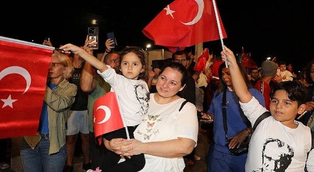 Cumhuriyetin 100.yılında mudanyada büyük kutlama