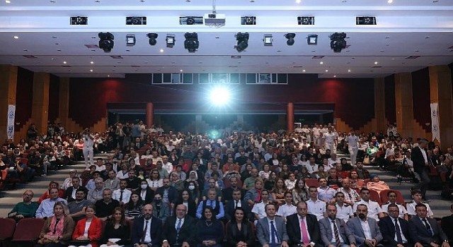 Deülü genç denizciler yeminlerini etti