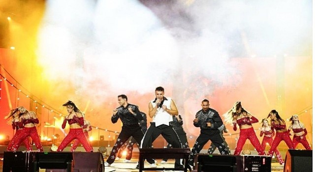 Edis 100 Yılın Hikayesini ve Türkiyeyi Büyük Gösterisinde Buluşturdu