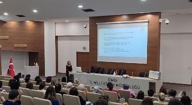 İzmir İl Milli Eğitim Müdürlüğü Tarafından “Meme Kanseri Farkındalık Eğitimi” Düzenlendi