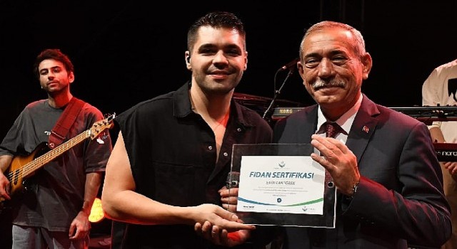 Torbalıda Cumhuriyetin 100.yılı coşkuyla kutlandı