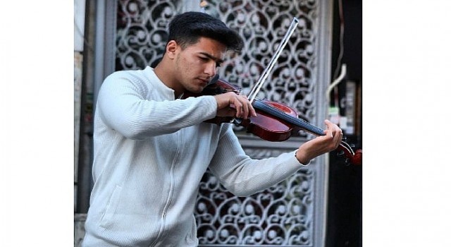 Karşıyakada Keman Okulu açılıyor...