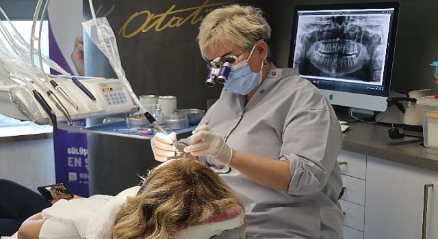 Dijital diş hekimliği ile biyolojiyi koruyan implant
