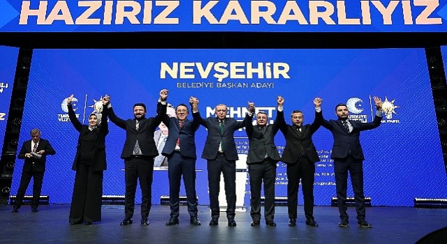 Cumhurbaşkanı Recep Tayyip Erdoğan: “Milletimize hizmet etmeye talibiz”