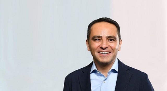 KARELde Bayrak Değişimi