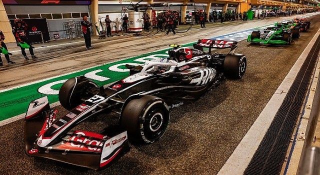 Pirellinin FSC™ (Forest Stewardship Council™) Sertifikalı Motor Sporları Lastikleri İlk Formula 1® Grand Prix™ Yarışında Görücüye Çıkıyor