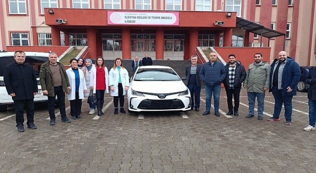 Toyota Otomotiv Sanayi Türkiye;den Deprem Bölgesindeki 20 Okula Ekipman Desteği