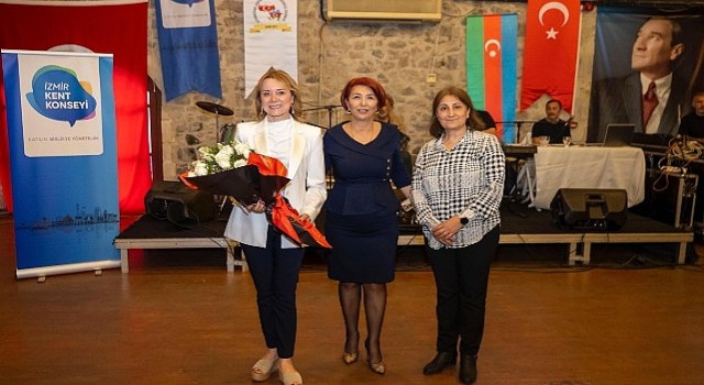 Azerbaycan Kadınları baharı Başkan Mutlu yla karşıladı