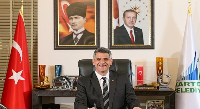 Kartepe Belediye Başkanı Av.M.Mustafa Kocaman, 23 Nisan Ulusal Egemenlik ve Çocuk Bayramını kutladı