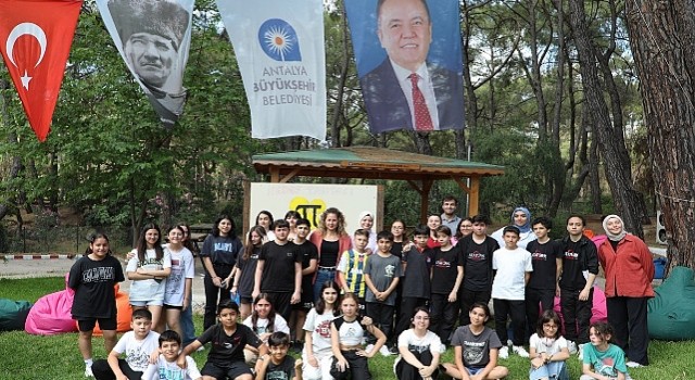 Gençlik Kampı ve Eğitim Merkezinde Ormanda Matematik Günü etkinliği