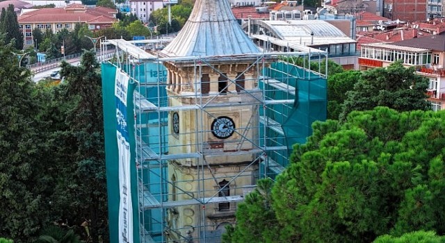 Büyükşehirden İzmit Saat Kulesinde titiz çalışma