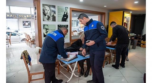 Karşıyaka Zabıtasından işgal denetimi