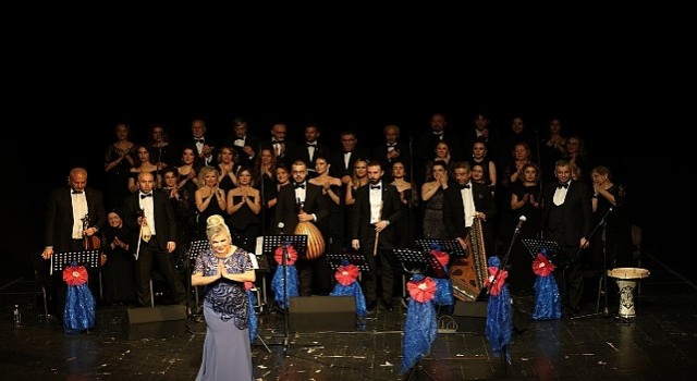 Nilüfer Belediyesi Türk Sanat Müziği Korosundan unutulmaz konser