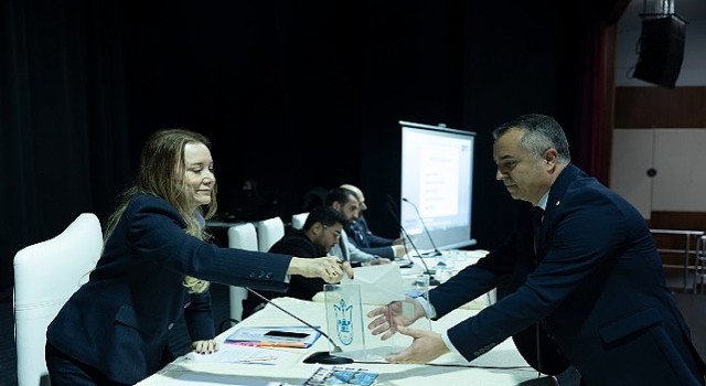 Konak ta yılın ilk meclisi gerçekleşti