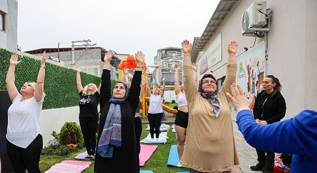 Gülşah Durbay Kadın Danışma Merkezinde yoga heyecanı