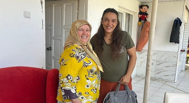Anne Taksinin ilk misafirlerine Anne çantası