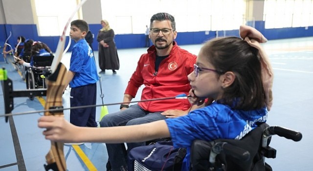 Türkiye nin ilk Engelli Çocuk Okçuluk Takımı Bağcılar da kuruldu
