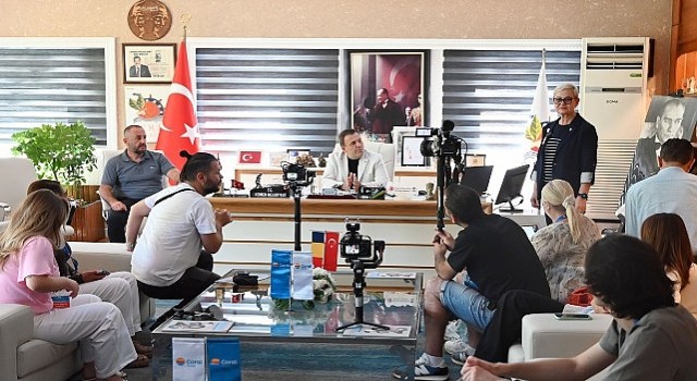 Romanyalı gazeteciler Kemer de