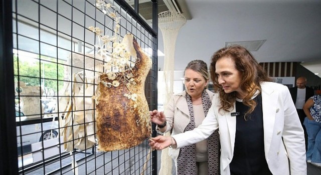 Galeri Alt, Karşıyaka nın kültür yaşamına değer katıyor