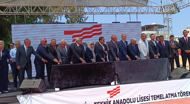 Fuat Tosyalı Mesleki ve Teknik Anadolu Lisesi'nin temeli törenle atıldı.