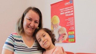 LÖSEV’den Anneler Günü’nde ’Mutluluğun Resmi’