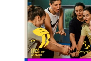 NIKE KIZ ÇOCUKLARINI SPOR İÇİN CESARETLENDİRİYOR!