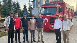 Elma yüklü TIR İzmir’e doğru yola çıktı