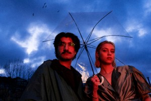 SOFT ANALOG’UN “ARASINDAN DÜNYANIN” İSİMLİ YENİ EP’SİNDEN KLİP SERİSİ YAYINLANDI