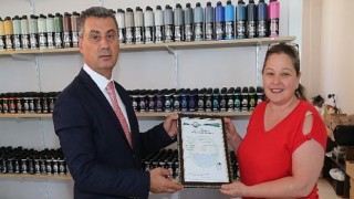 Gölbaşı Belediye Başkanı Ramazan Şimşek Ruhsatlarını Teslim Etti