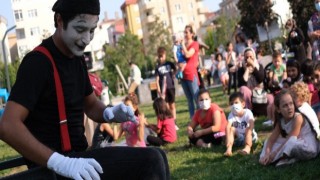 Pandeminin Etkilendiği Sanatçılara Büyük Destek