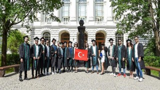 SPbPU Yüksek Lisans Programından Mezun Olan Türk Öğrenciler Diplomalarını Aldı