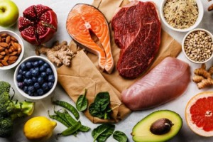 Cildinizi dengeli beslenerek destekleyin