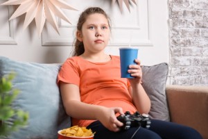 Obezite Erken Ergenliği Artırıyor; Kız Çocuklarına Dikkat
