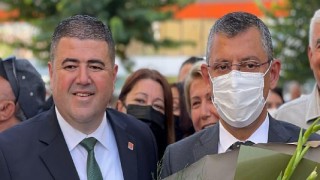 Özgür Özel’den Mezitli İlçe Örgütüne ziyaret