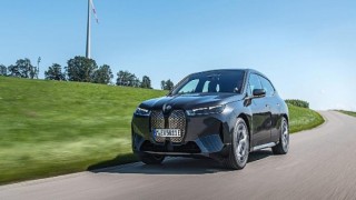 BMW’nin Elektrikli Mobilite Alanındaki Amiral Gemisi iX Ön Siparişe Açıldı