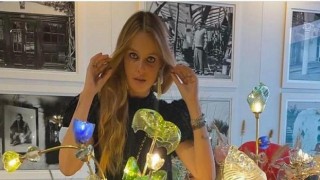 Naz Elmas İle Sanat Yolculuğu