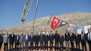 Biotrend Enerji’nin Sivas’taki Yeni Topraksız Cam Sera Yatırımının İlk Temeli Atıldı!