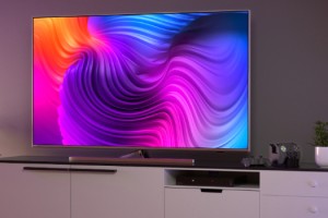 Black Friday’e Renk Katan Philips Televizyon: ‘’The One Her Şeye Sahip Olan”