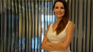 BU YÖNTEMLER CİLDİNİZİ DOĞAL BİR GÖRÜNÜMLE GENÇLEŞTİRİYOR